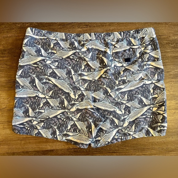 Vineyard Vines Fish Swim Trunks Size XXL Board Shorts Blue All Over Print‎ C29 - Picture 10 of 11